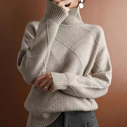 3D Rhombus Textured Turtleneck Sweater