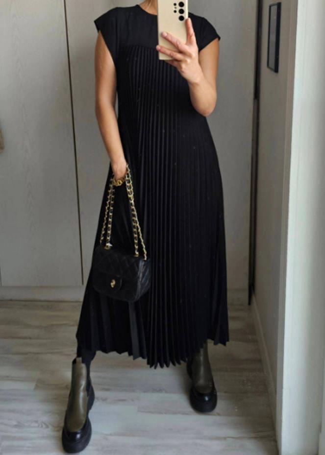 Round Neck Short Sleeve Pleated Midi Dress