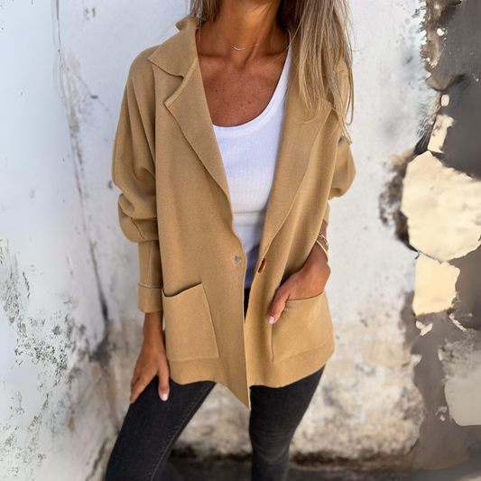 Casual Lapel Jacket with Pockets - Versatile Long Sleeve Coat