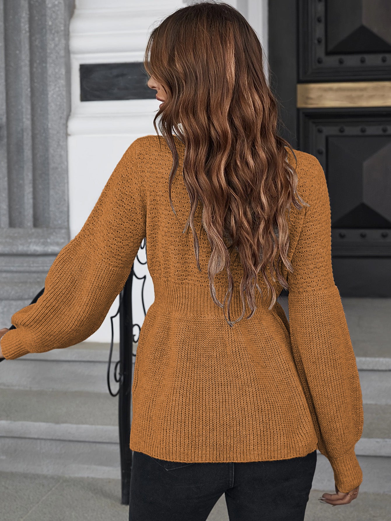 Round Neck Pullover Knitted Sweater