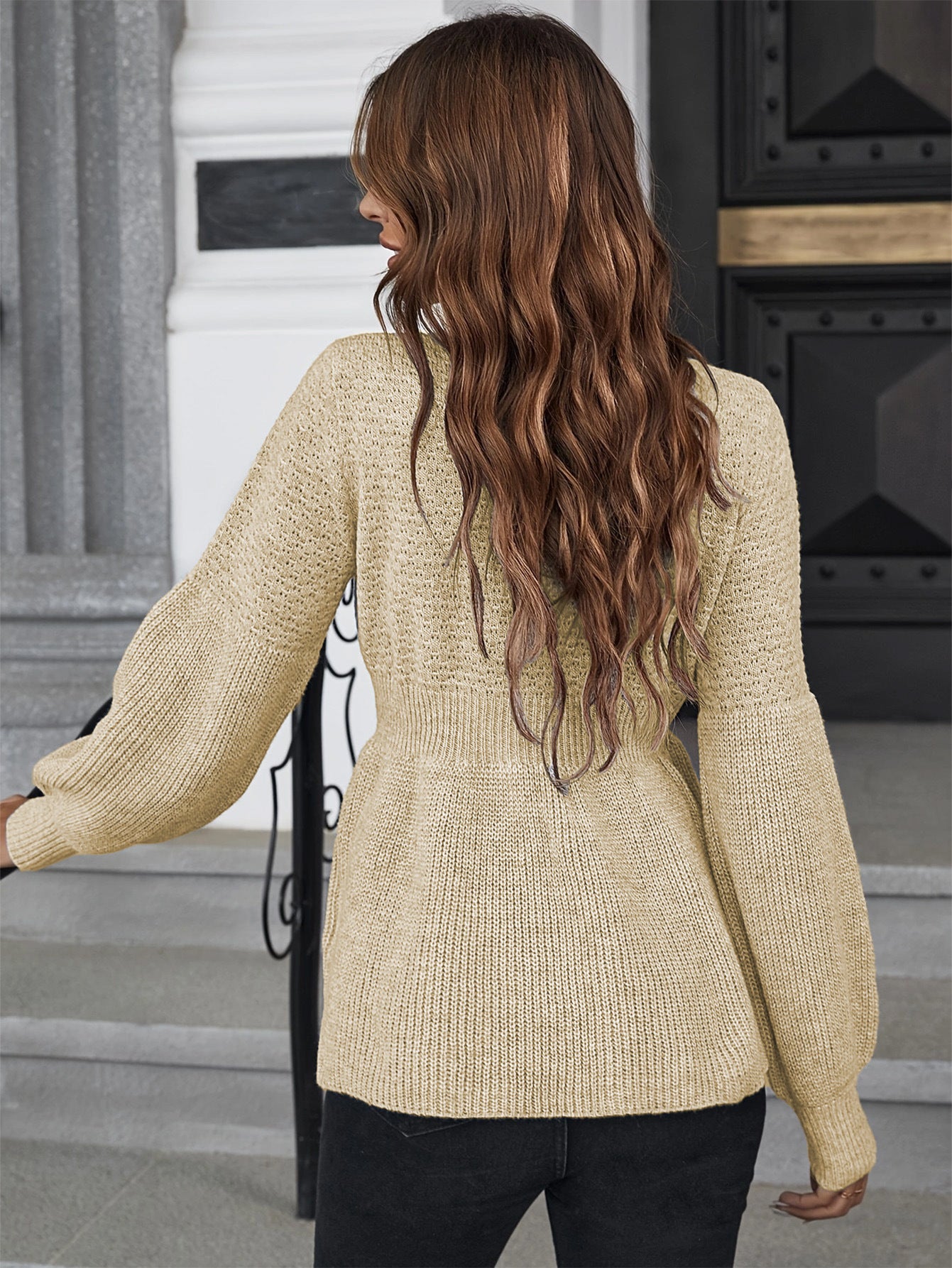 Round Neck Pullover Knitted Sweater