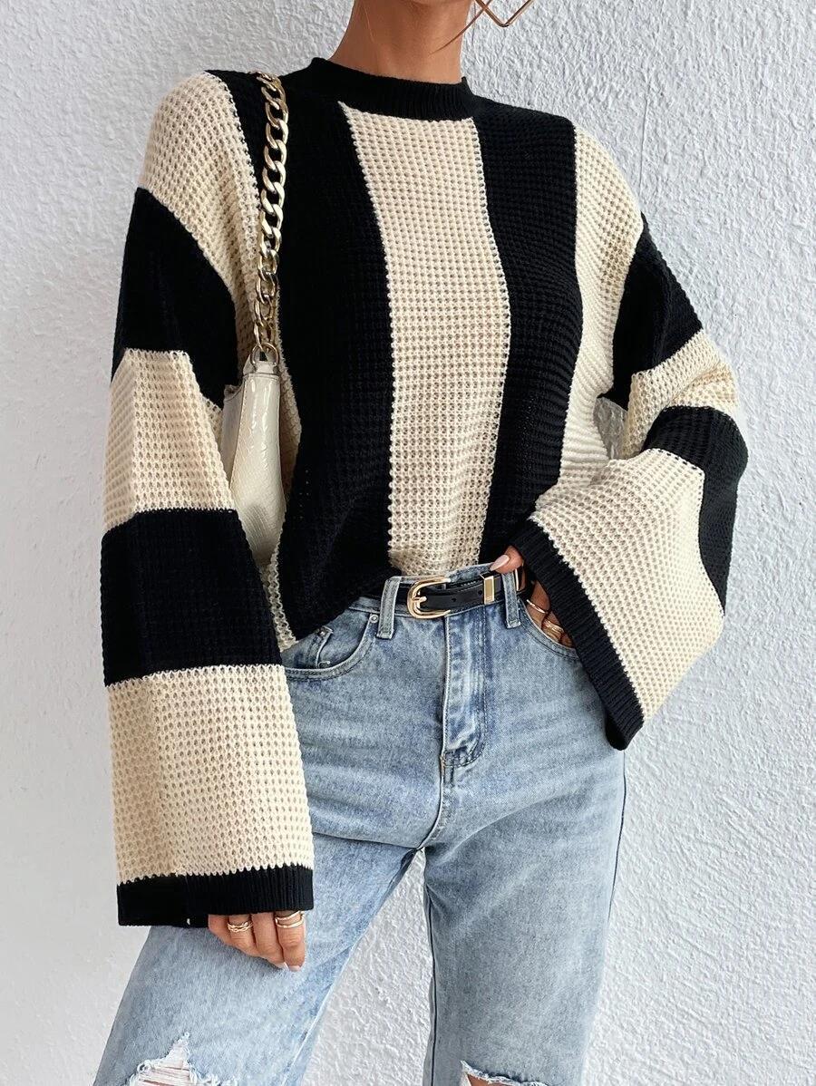 Round Neck Striped Knitted Sweater