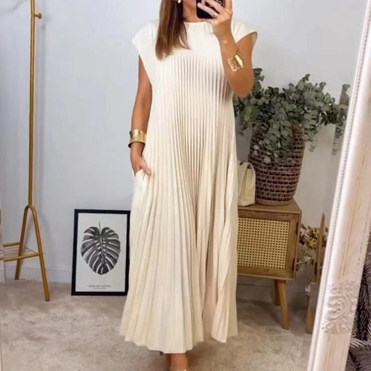 Round Neck Short Sleeve Pleated Midi Dress